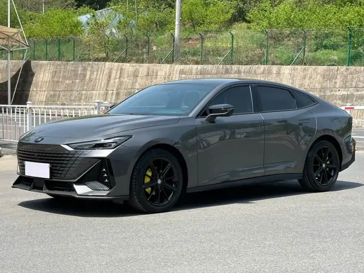 Changan UNI-V 2022 1.5T Premium