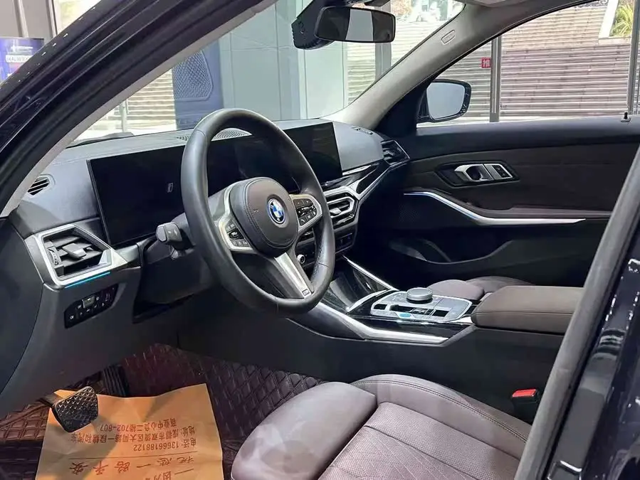 بي إم دبليو i3 2022 eDrive 35 L