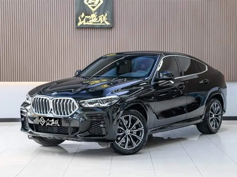 بي إم دبليو X6 2022 xDrive30i حزمة M الرياضية