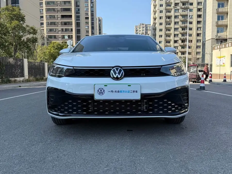 لاميدا 2023 الجديدة الحادة 1.5 لتر أوتوماتيكي النسخة الجديدة