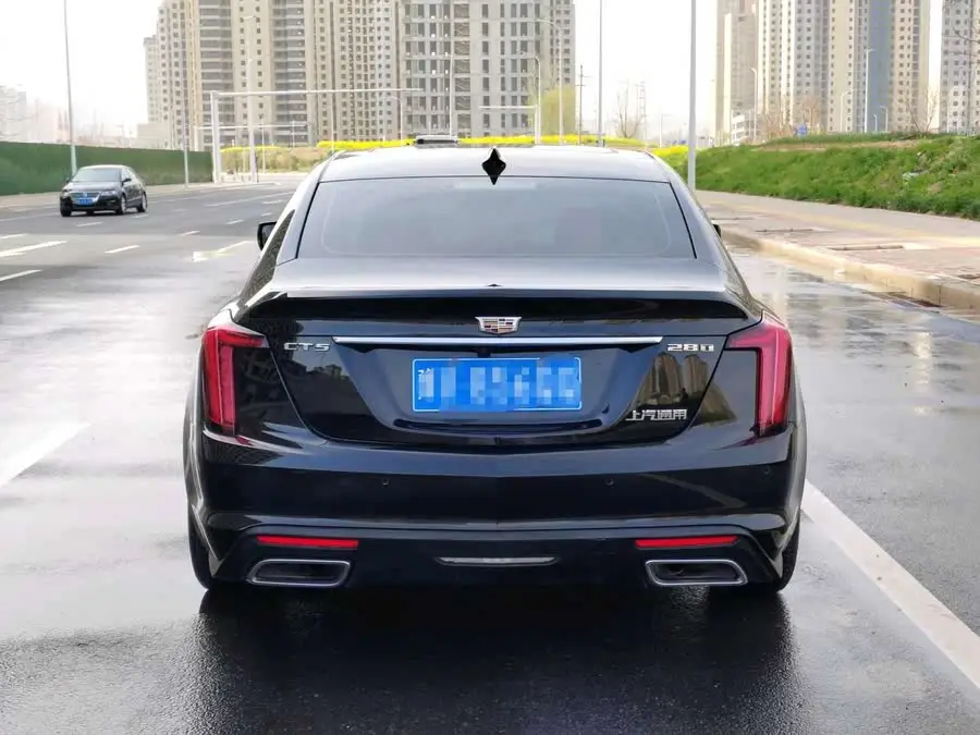 كاديلاك CT5 2021 28T فاخرة