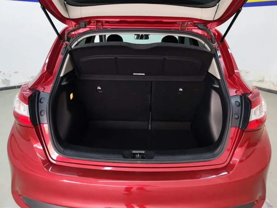 نيسان تيدا 2021 1.6 لتر CVT إصدار ذكي