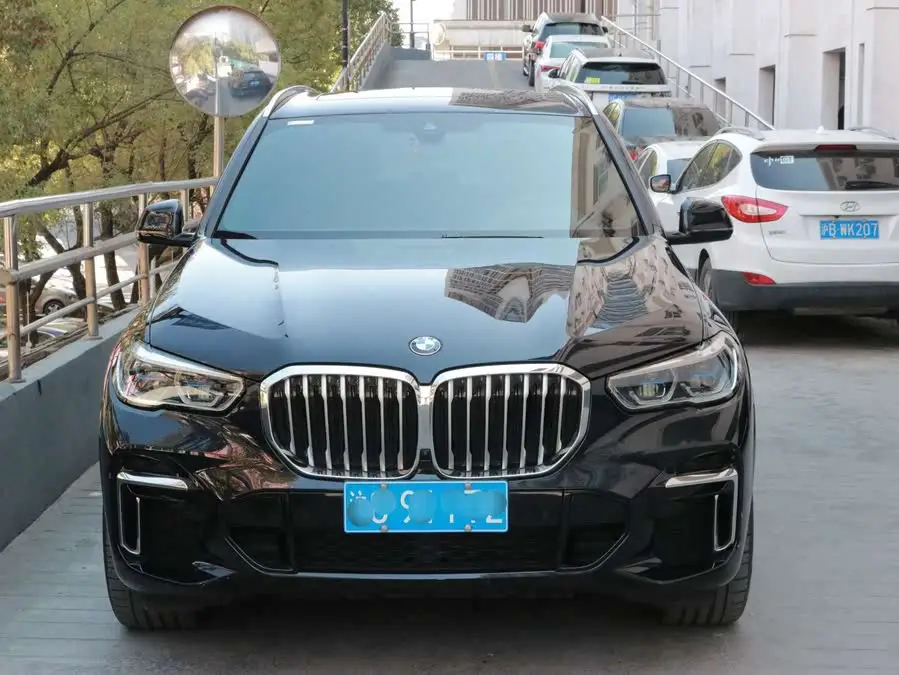 BMW X5 2022 Model Facelift xDrive 40Li M Sport Package