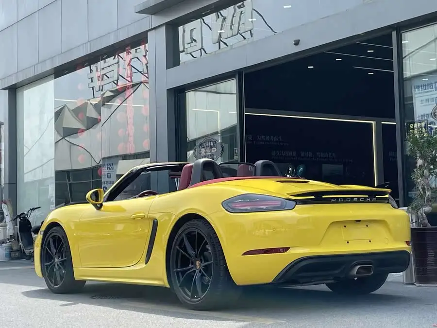 Porsche 718 2022 Boxster 2.0T