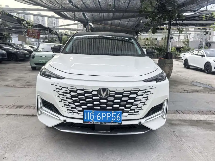 Changan UNI-K 2024 2.0T Two-Wheel Drive Global Version