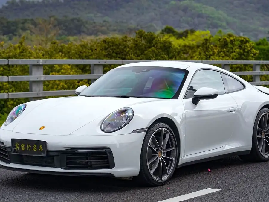 Porsche 911 2022 Carrera 3.0T