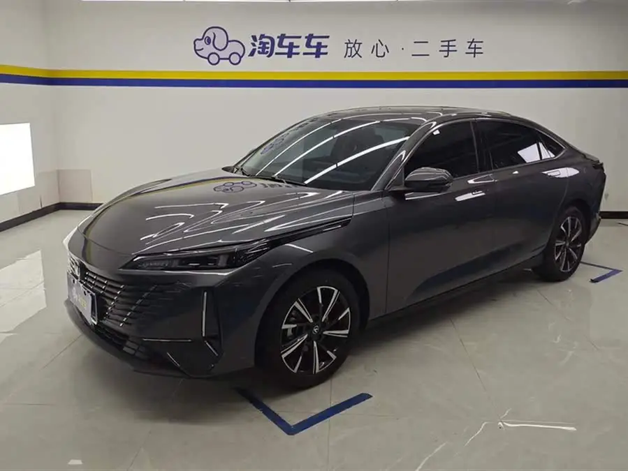 ييدونغ 2024 1.5T GDI أوتوماتيكي بريميوم