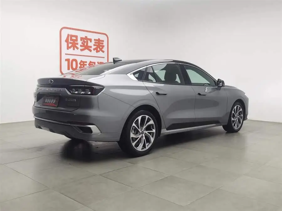 2022 مونديو EcoBoost 245 الفئة العليا