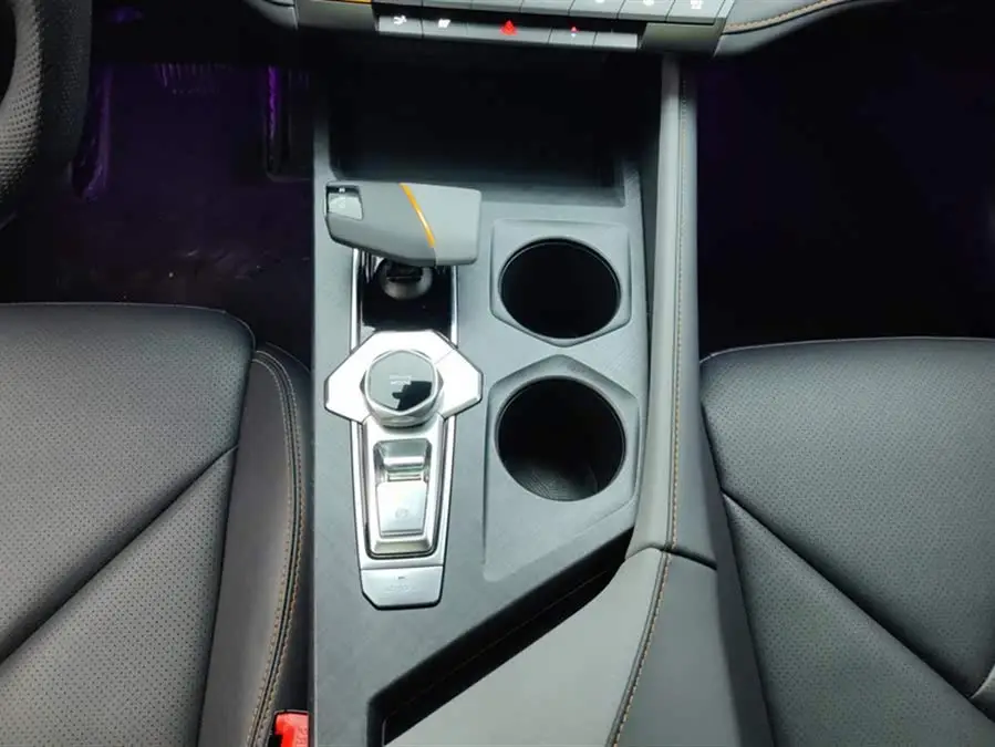 Changan UNI-V 2022 1.5T Premium