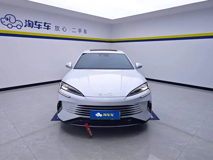 سيلاين 2024 إصدار المجد DM-i 1.5L 121كم الفئة الفاخرة