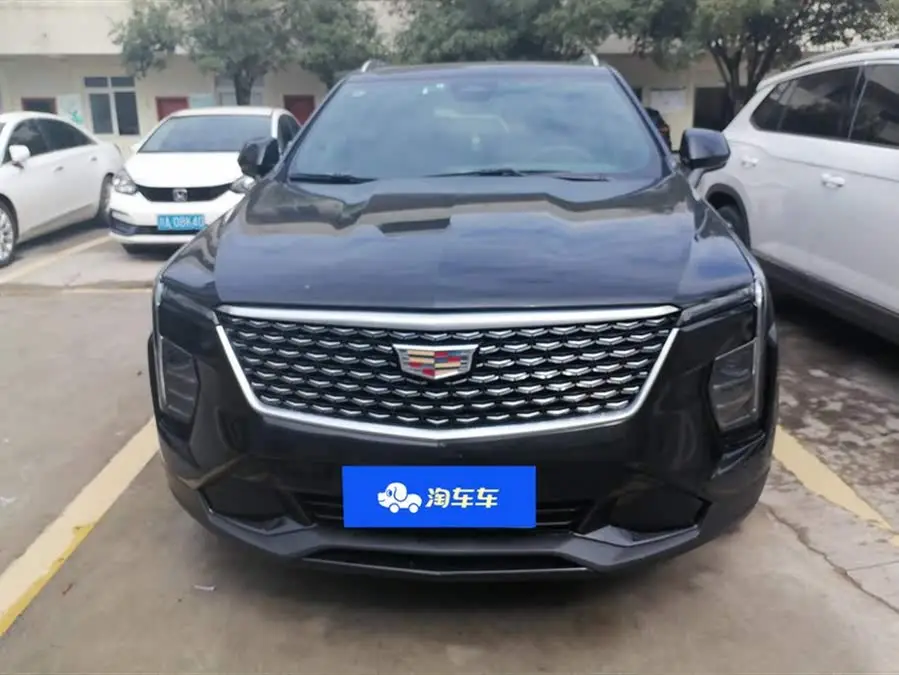 Cadillac XT4 2024 28T Luxury FWD