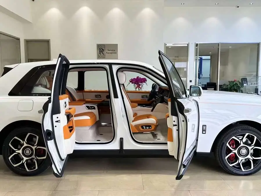 Cullinan 2024 Black Badge