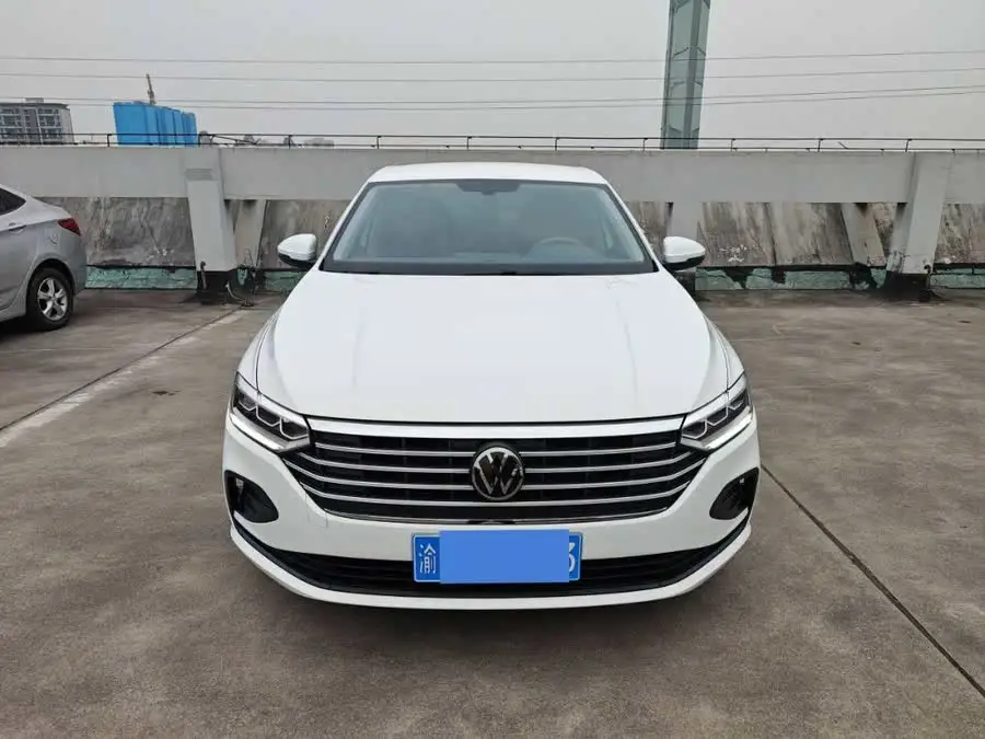 Lavida 2023 1.5L Automatic Deluxe Edition