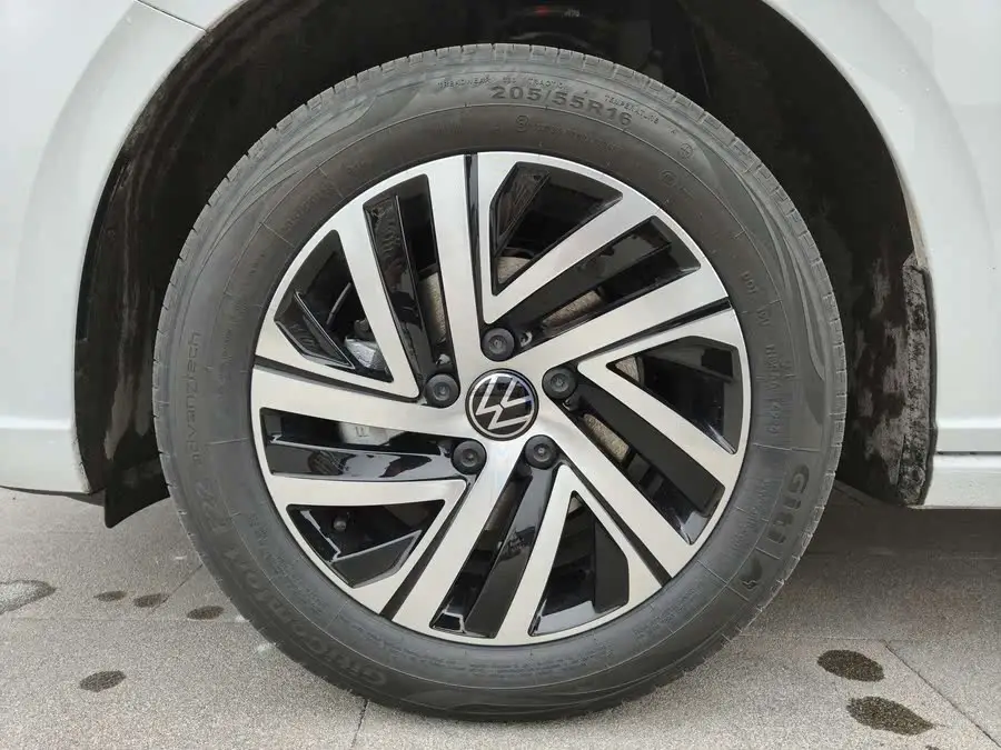 Lavida 2024 1.5L Automatic Starry Five Million Edition