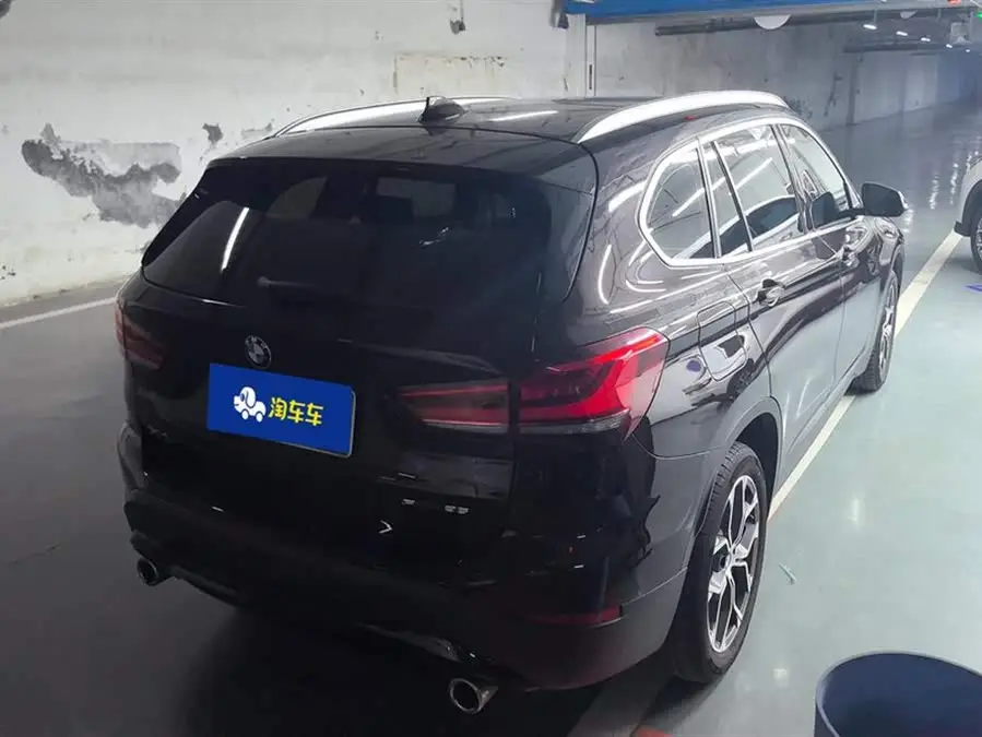 BMW X1 2022 sDrive25Li Leading Edition