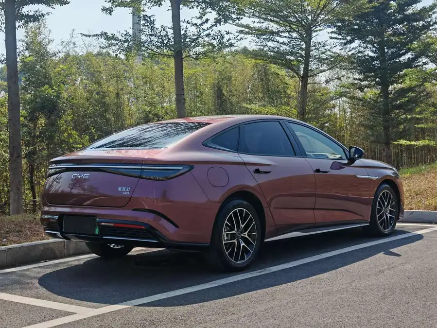 Sealion 2023 DM-i 1.5L 121km Premium