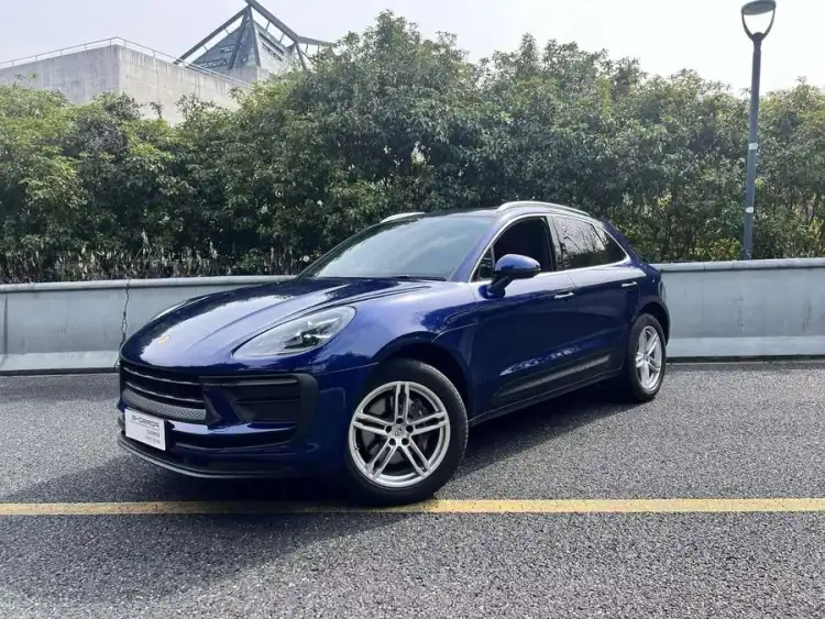 2023 Macan 2.0T