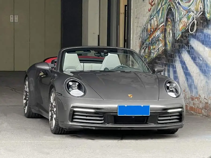Porsche 911 2022 Carrera Cabriolet 3.0T