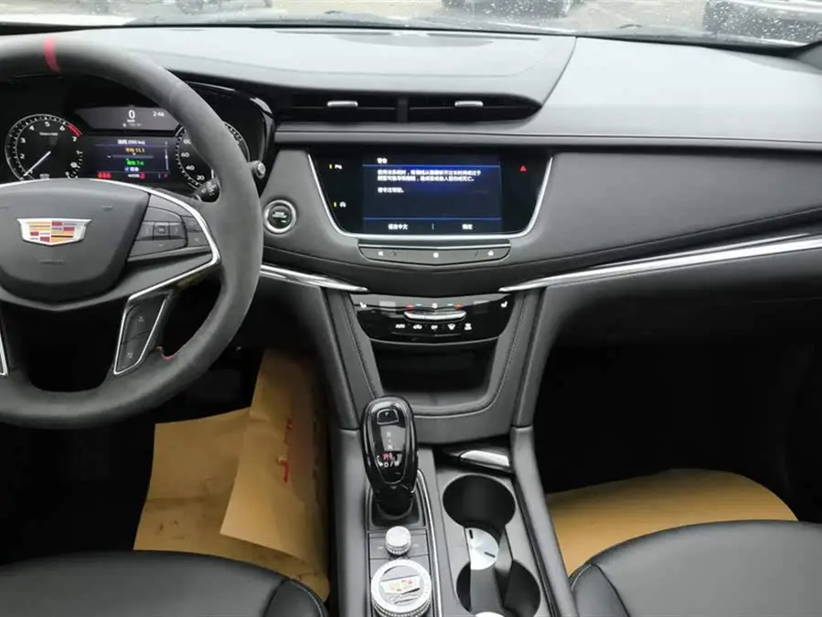 كاديلاك XT5 2020 طراز مُعدل 28T فاخر