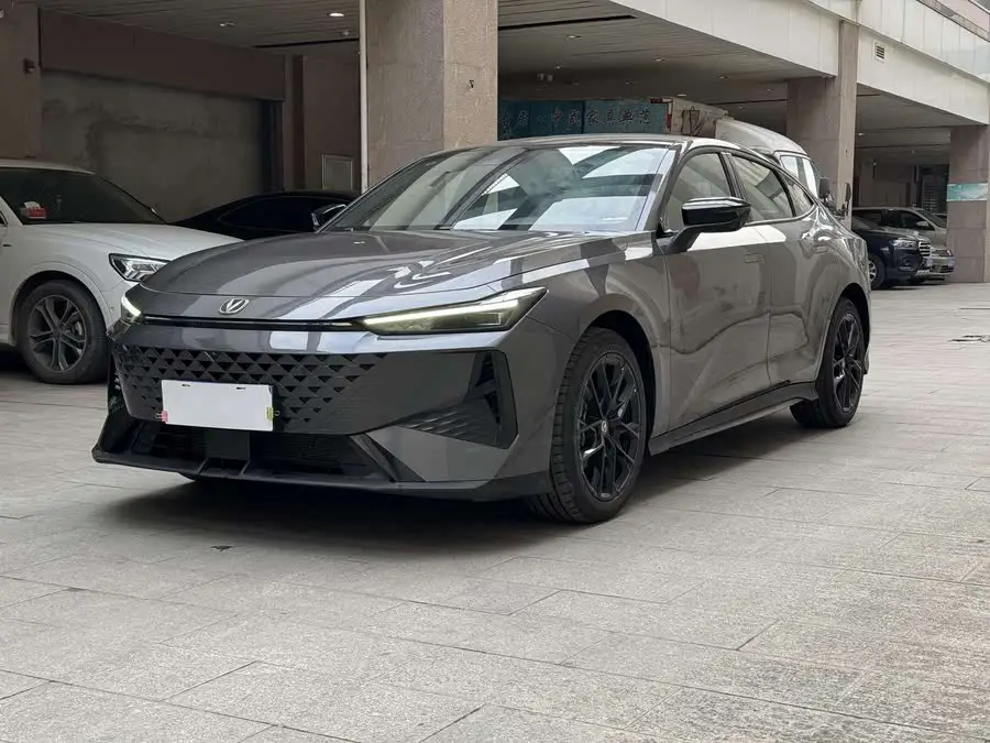 Changan UNI-V 2024 1.5T Premium