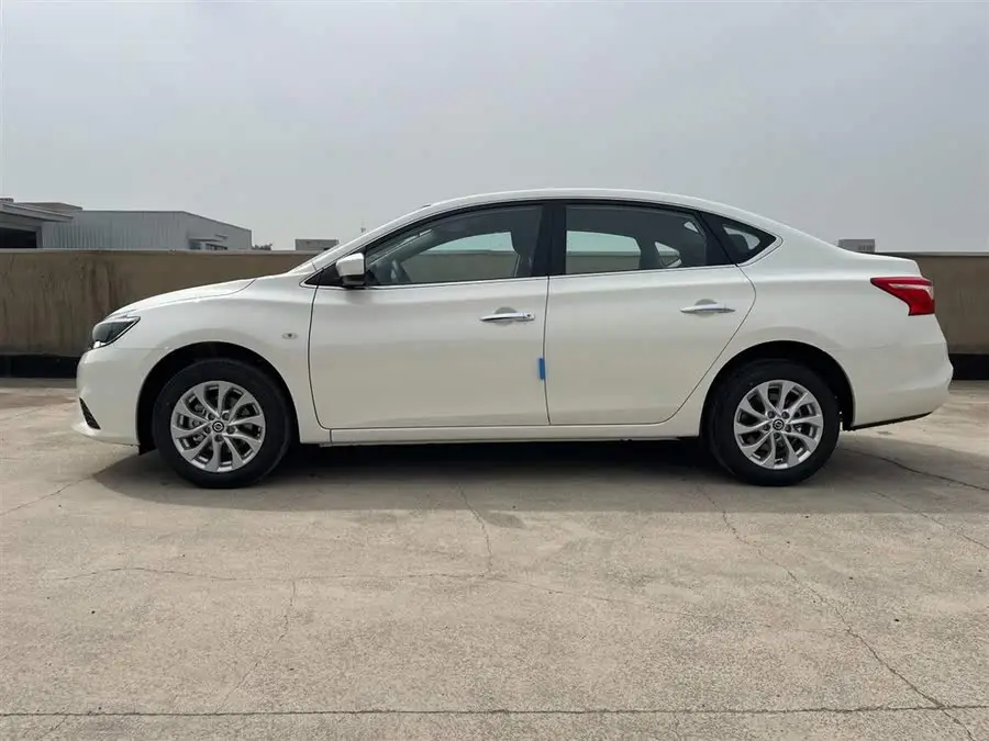 2024 نيسان سيلفي Facelift II كلاسيك 1.6XE CVT نسخة الراحة