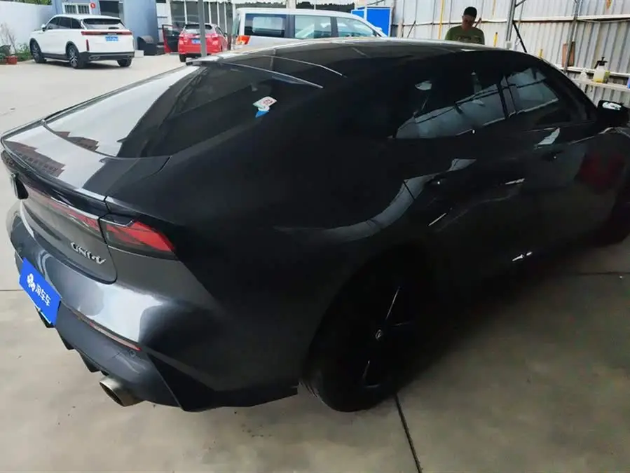 Changan UNI-V 2023 1.5T Premium