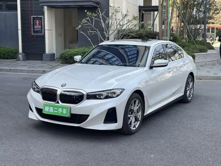 BMW i3 2024 eDrive 35 L