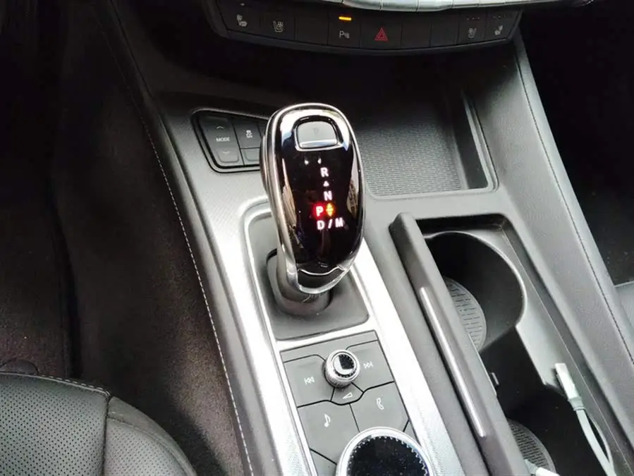 كاديلاك CT5 2022 28T الفاخرة (الإصدار القياسي)