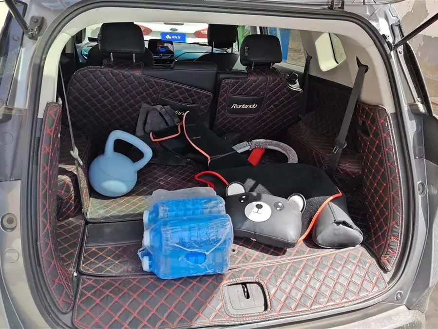 2020 Wuling Hongguang Plus Light Hybrid Redline 530T Automatic Enjoy Edition (5+2)