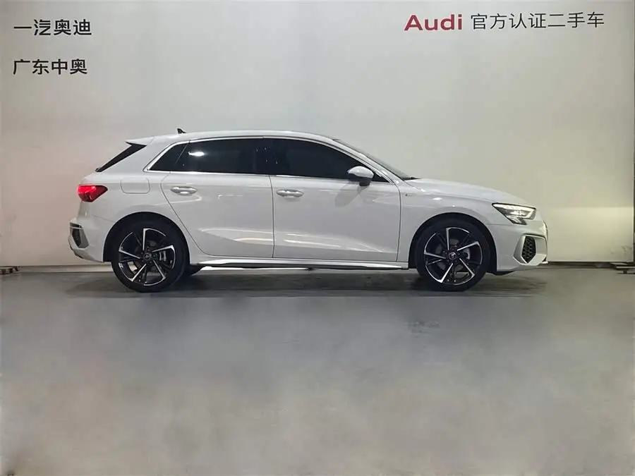 Audi A3 2022 Sportback 35 TFSI Fashion Sport