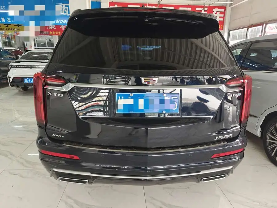 كاديلاك XT6 2022 2.0T سبعة مقاعد دفع رباعي طراز سبورت