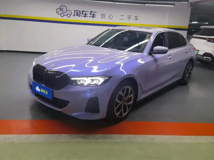 BMW i3 2022 eDrive 35 L