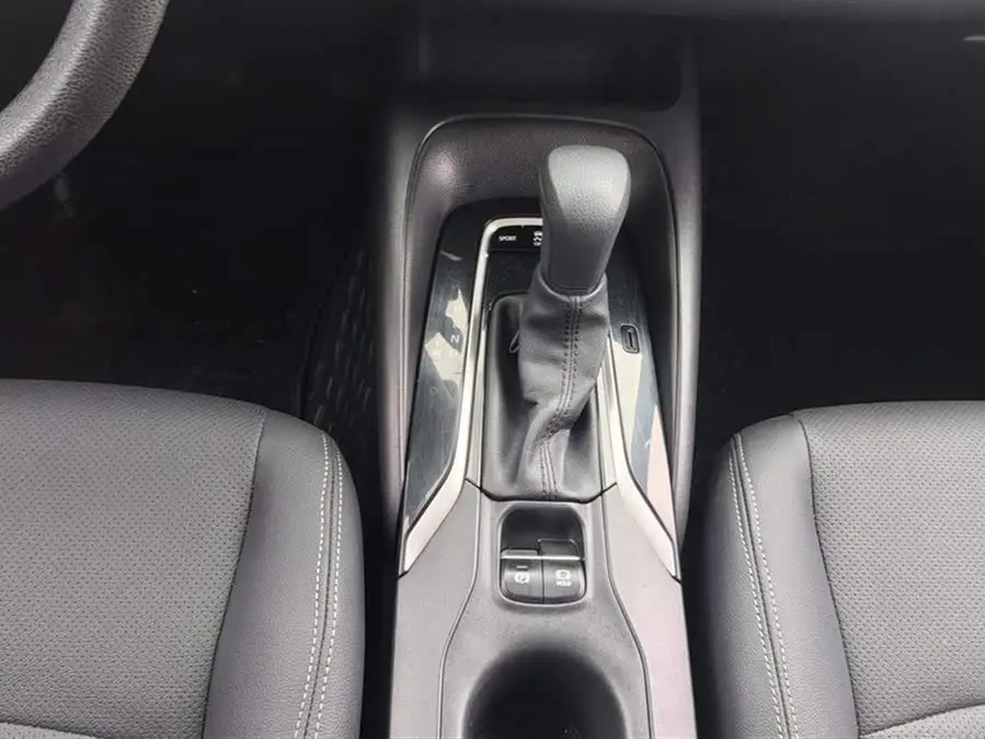 أسد آسيا 2021 2.0 لتر الفاخرة