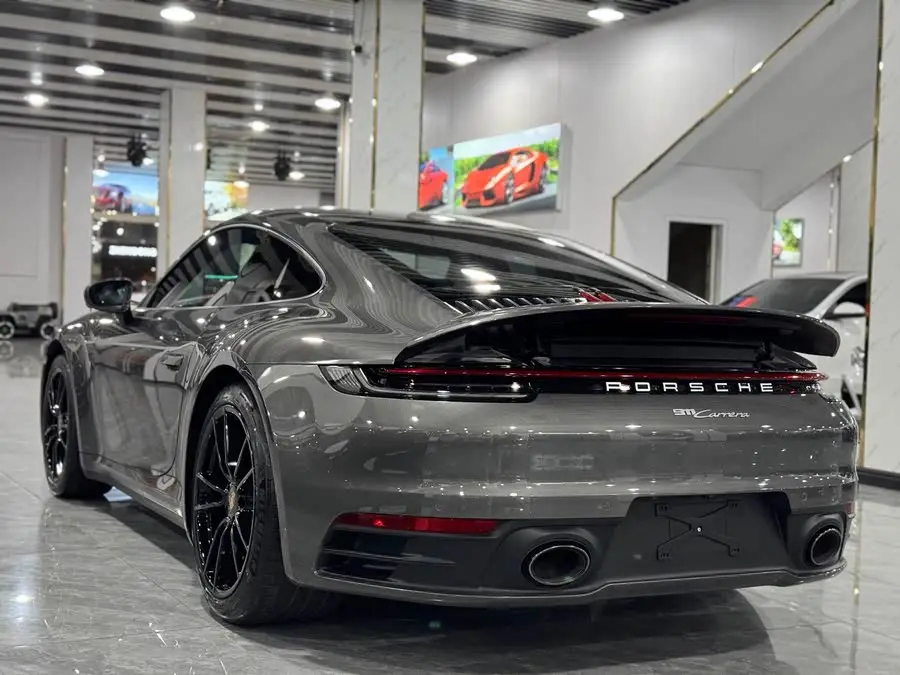 Porsche 911 2022 Carrera 3.0T