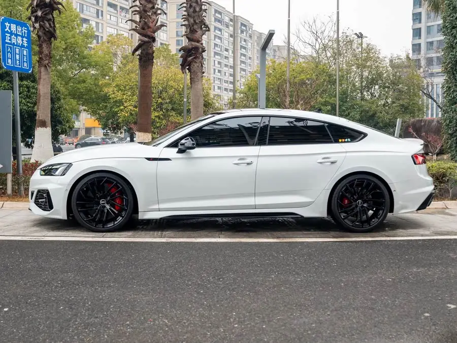 Audi RS 5 2022 RS 5 2.9T Sportback Black Edition