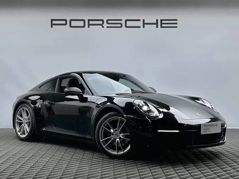 بورشه 911 2023 كاريرا 3.0T