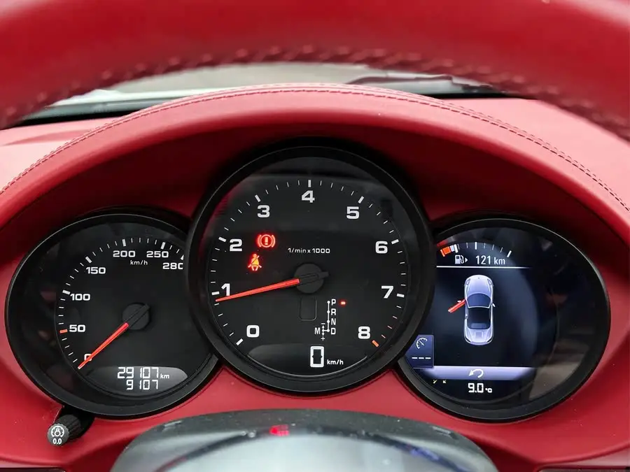 Porsche 718 2020 Model Boxster 2.0T