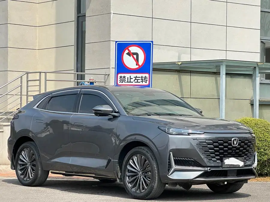 شانجان UNI-K 2021 2.0T نموذج متميز