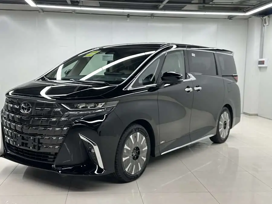 ألفارد 2024 بمحرك مزدوج 2.5 لتر إصدار بريميوم