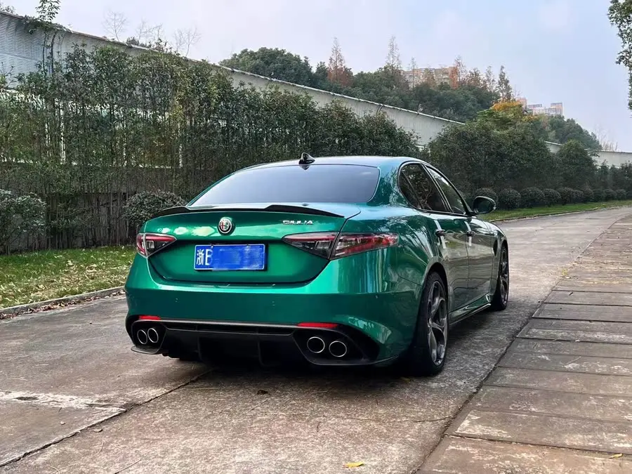 Giulia 2022 2.9T Quadrifoglio