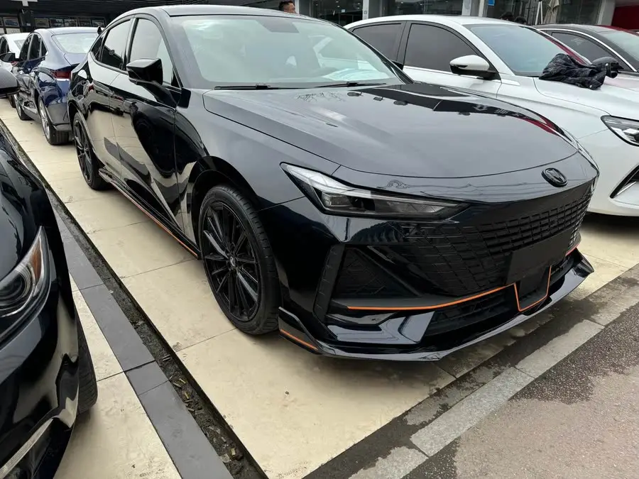 Changan UNI-V 2023 1.5T Deluxe