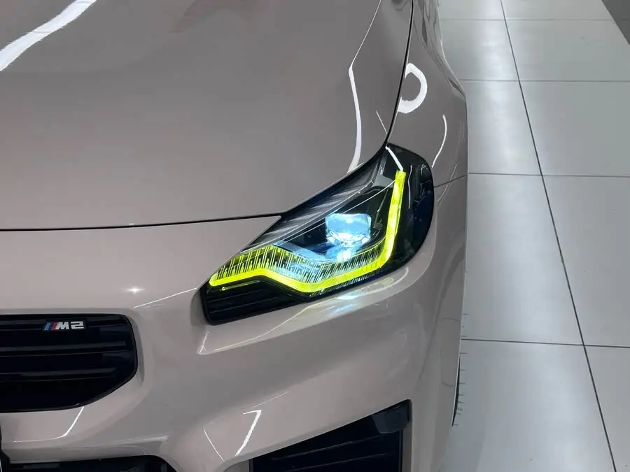 بي إم دبليو M2 2023