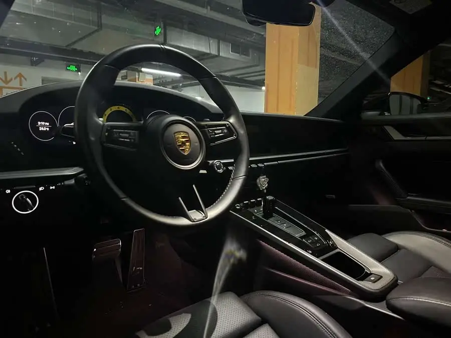 Porsche 911 2020 Carrera 3.0T