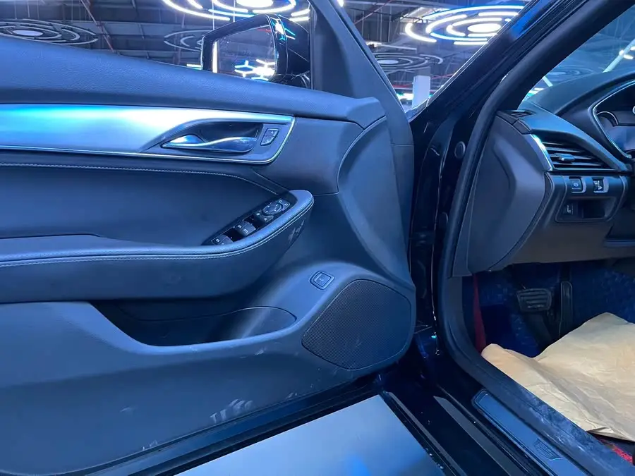 كاديلاك CT5 2021 28T الفاخرة