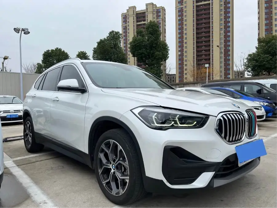 BMW X1 2022 sDrive25Li Leading Edition