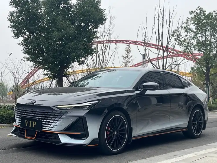 Changan UNI-V 2023 1.5T Sport Edition