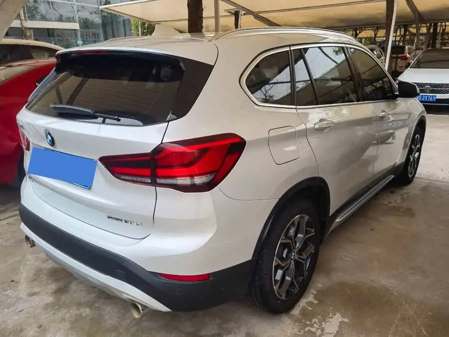 BMW X1 2022 sDrive20Li Luxury Edition