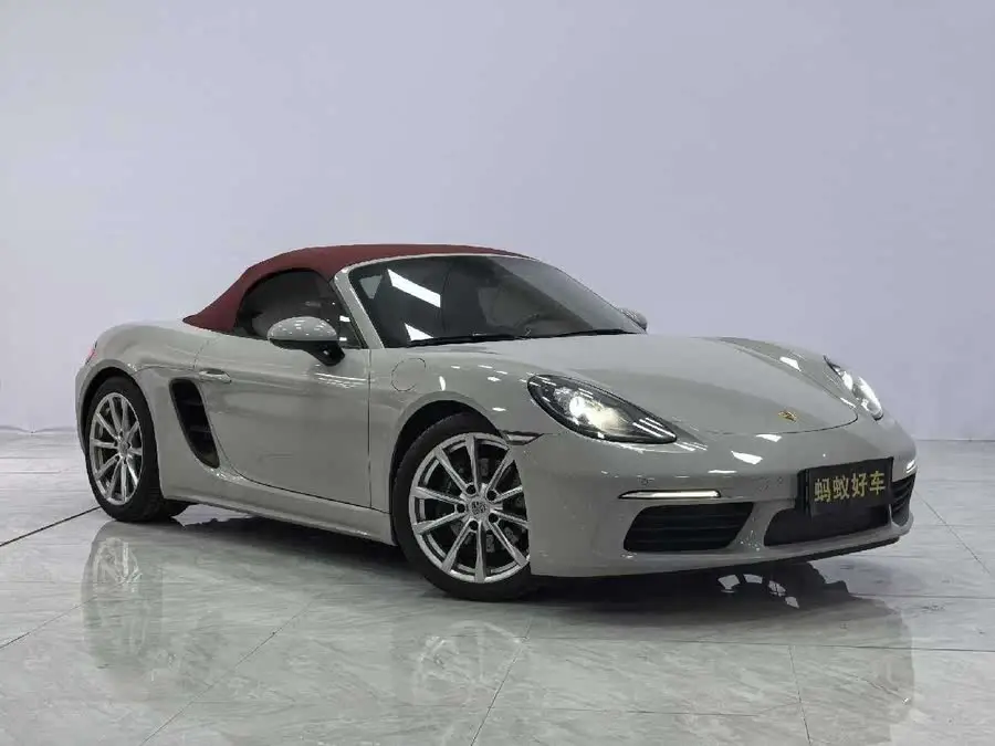 Porsche 718 2022 Model Boxster 2.0T