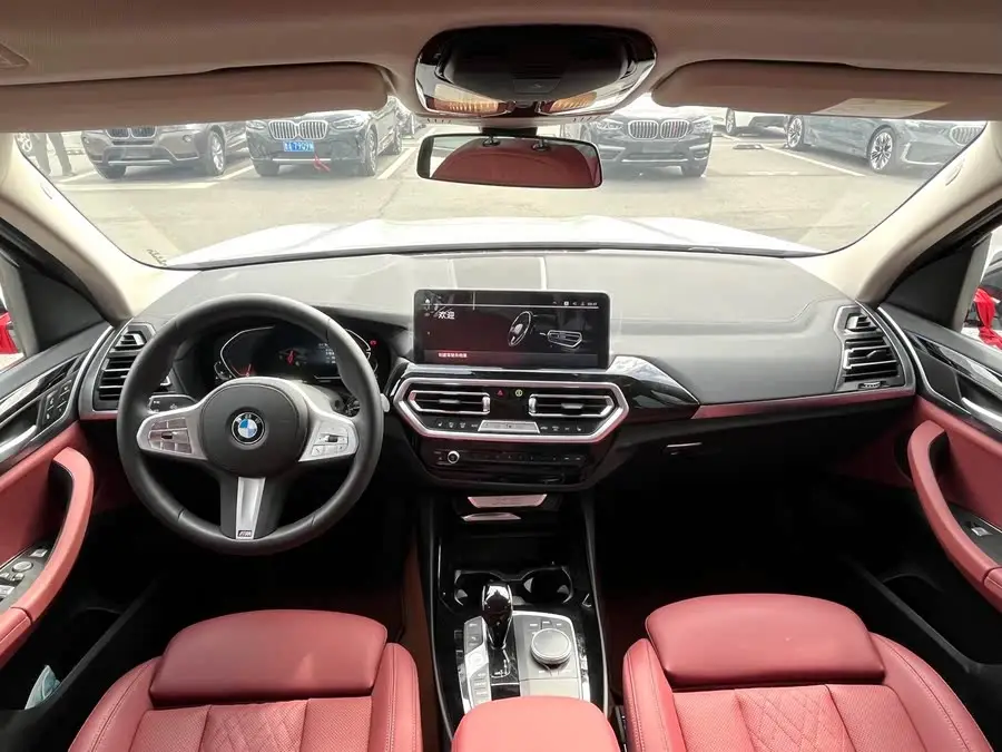 بي إم دبليو X3 2023 xDrive25i حزمة م الرياضية