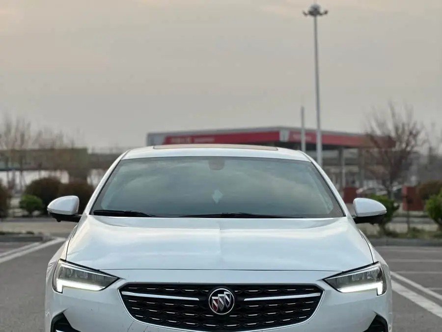 بيوك ريجال 2022 552T النسخة الذكية